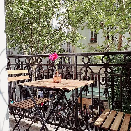 アパート Le Coeur Du Paris, Marais, Centre Pompidou パリ